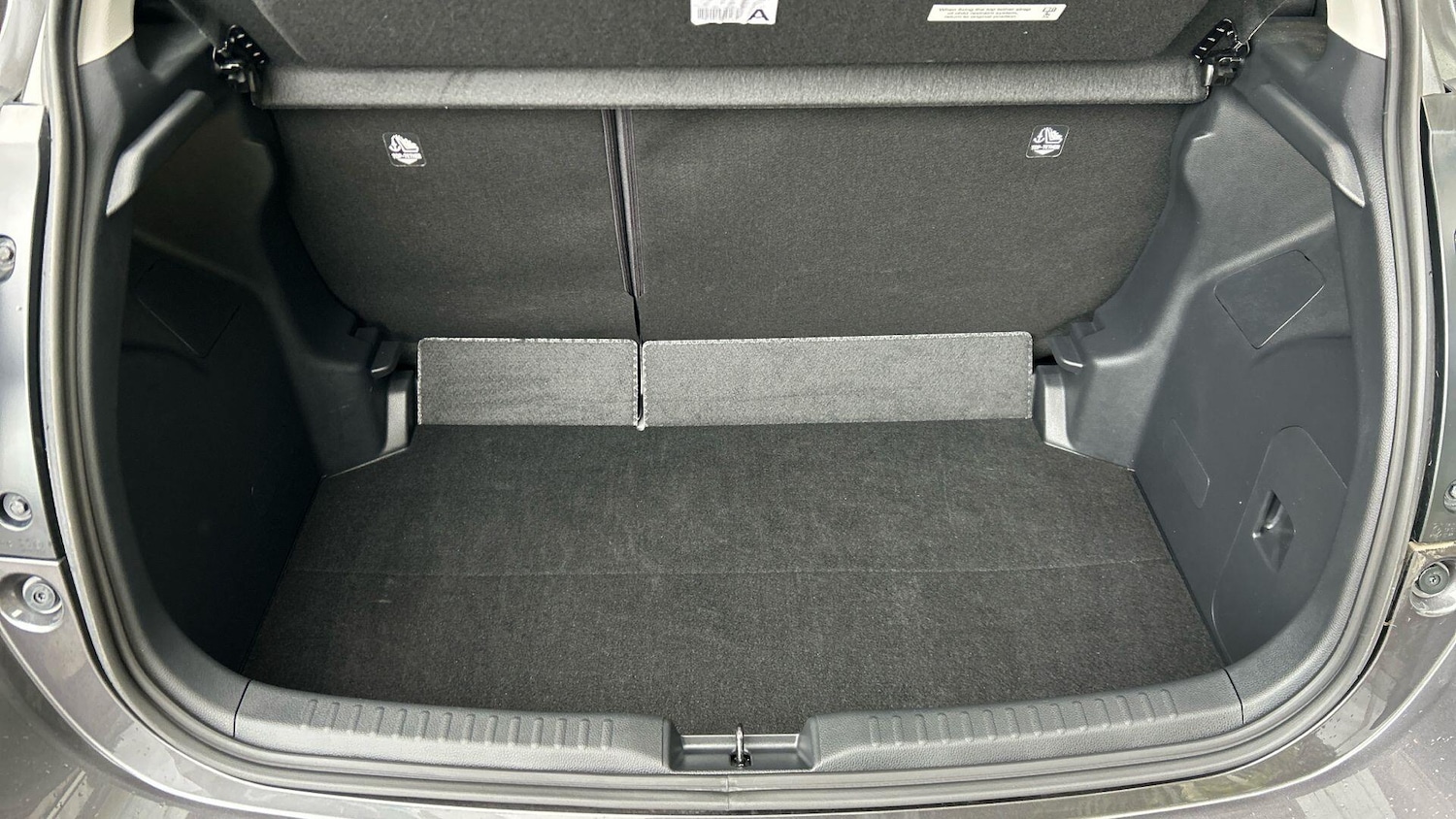 Used Toyota Yaris 2022 for sale - 76138205: Photo 20