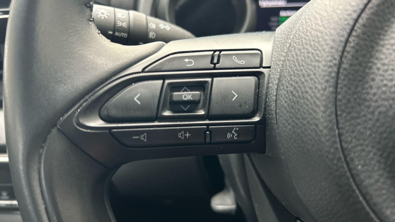 Used Toyota Yaris 2022 for sale - 76138205: Photo 35