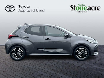 Used Toyota Yaris 2022 for sale - 76138205: Photo 4