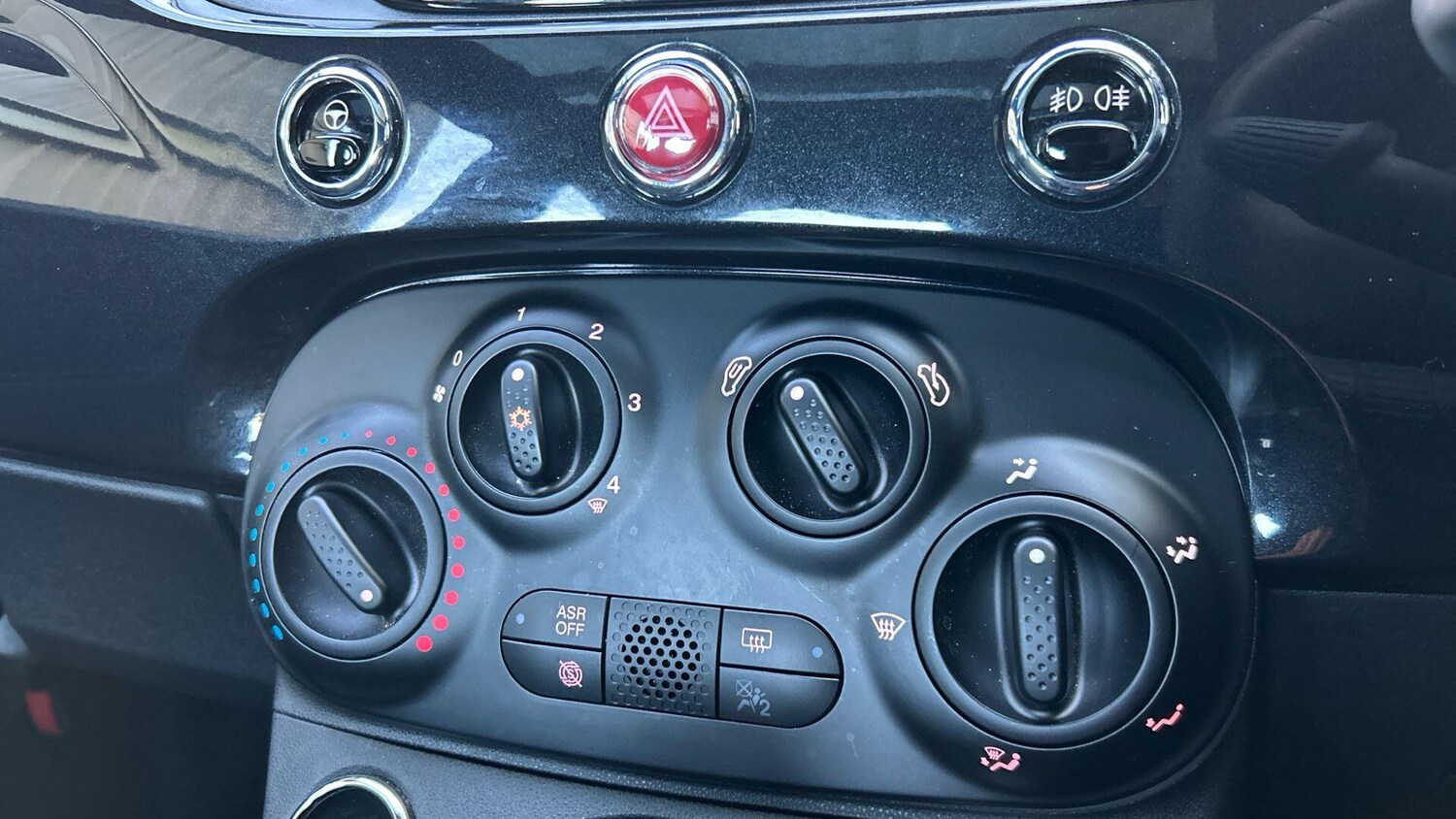 Used Fiat 500 2024 for sale - 76060311: Photo 29