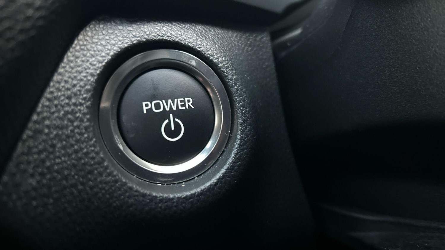 Used Toyota RAV4 2025 for sale - 76607182: Photo 30