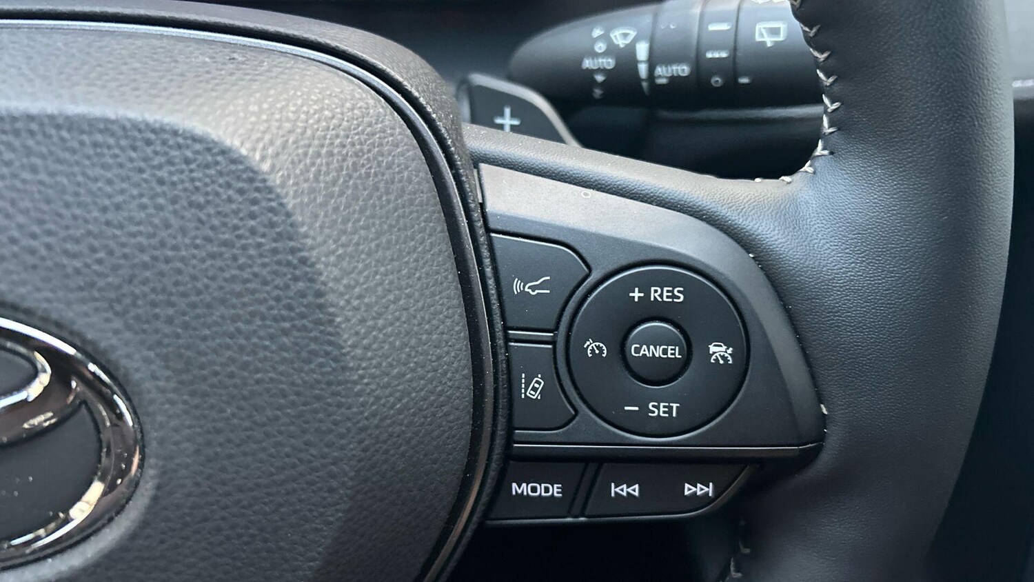 Used Toyota RAV4 2025 for sale - 76607182: Photo 32