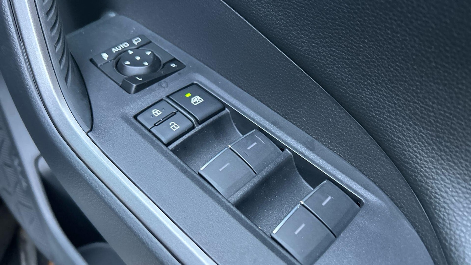 Used Toyota RAV4 2025 for sale - 76607182: Photo 38