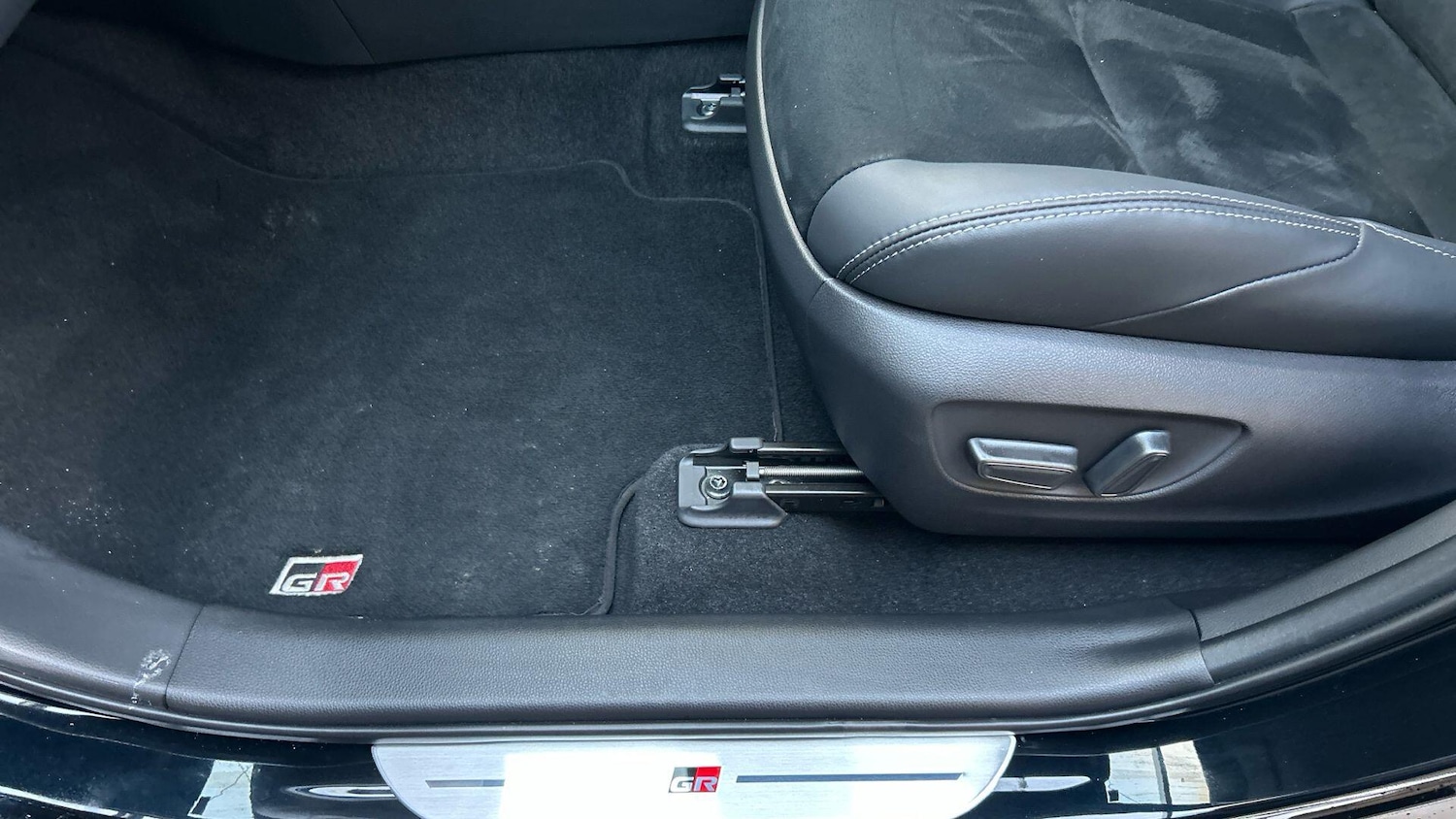 Used Toyota RAV4 2025 for sale - 76607182: Photo 41