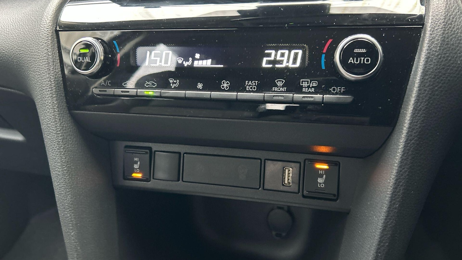 Used Toyota Yaris Cross 2022 for sale - 77439689: Photo 31