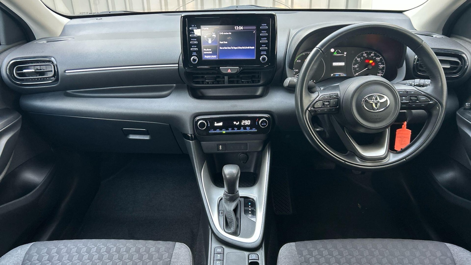 Used Toyota Yaris 2022 for sale - 76457936: Photo 11