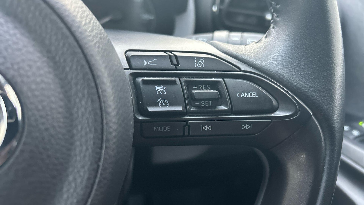 Used Toyota Yaris 2022 for sale - 76457936: Photo 36