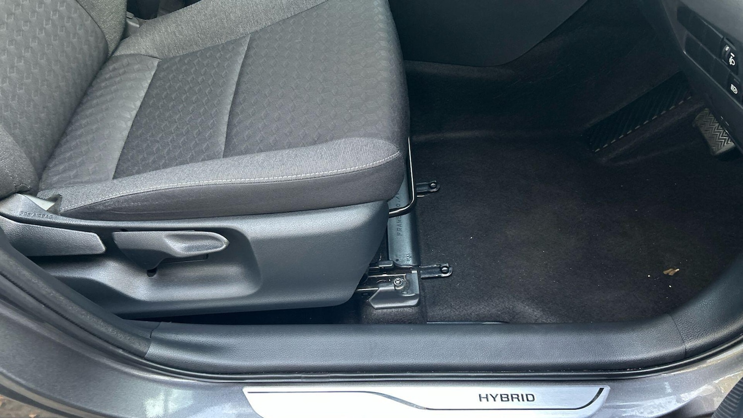 Used Toyota Yaris 2022 for sale - 76457936: Photo 40