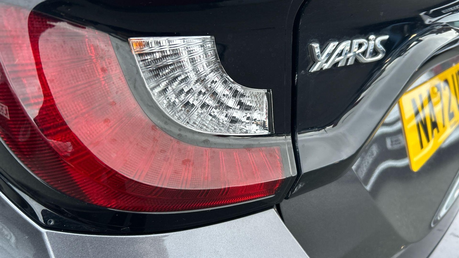 Used Toyota Yaris 2022 for sale - 76457936: Photo 46