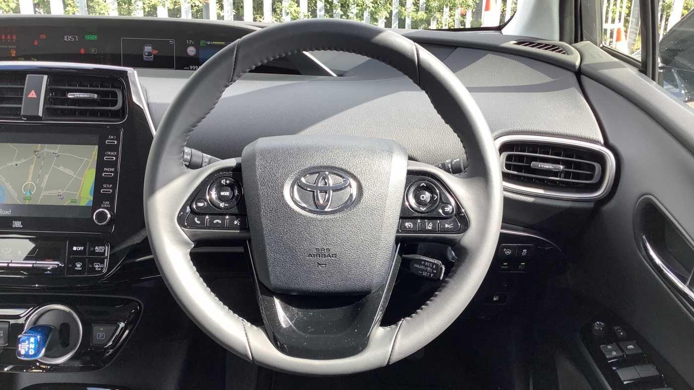 Used Toyota Prius 2021 for sale - 76550666: Photo 12