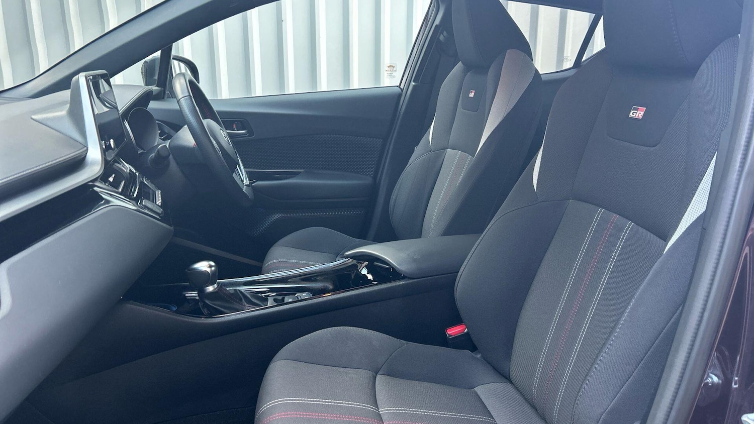 Used Toyota C-HR 2022 for sale - 77203030: Photo 14