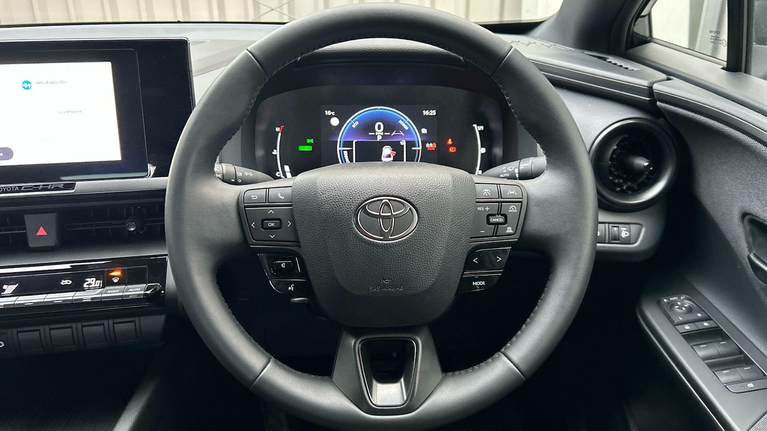 Used Toyota C-HR 2024 for sale - 76456831: Photo 14