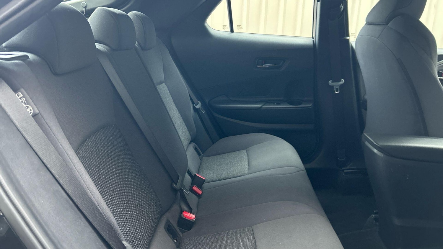 Used Toyota C-HR 2024 for sale - 76456831: Photo 18