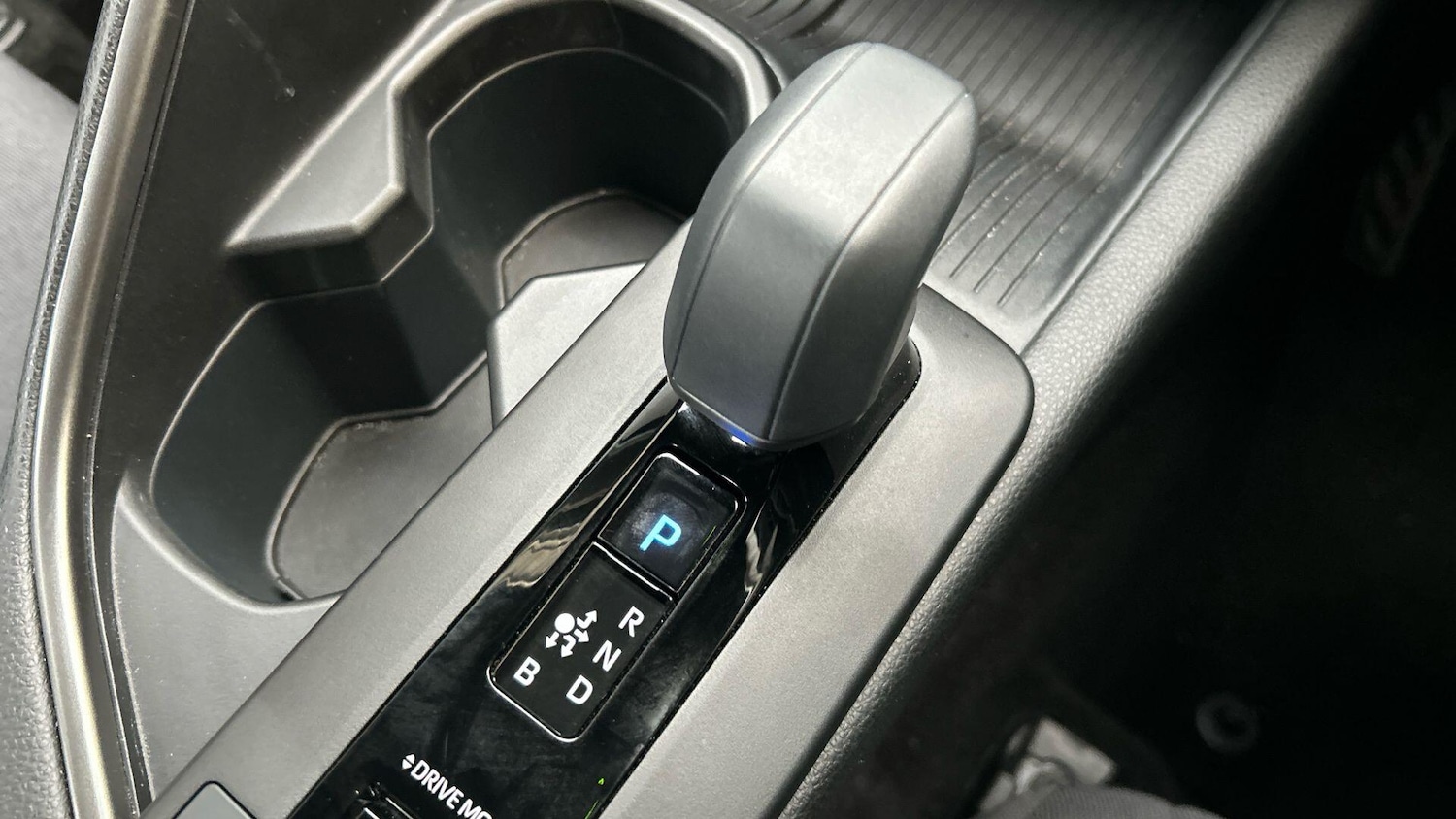 Used Toyota C-HR 2024 for sale - 76456831: Photo 30