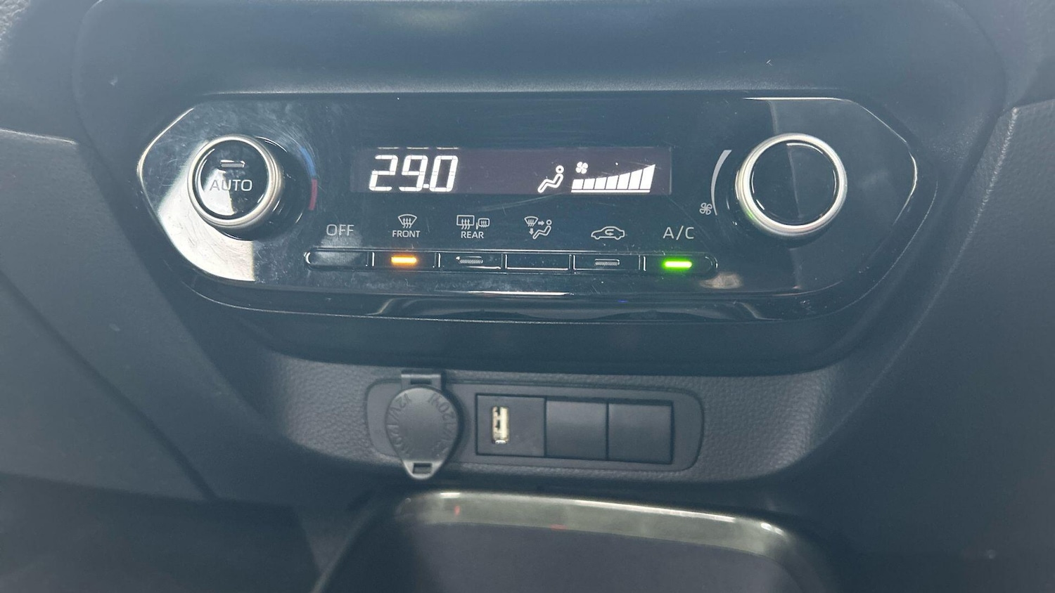 Used Toyota Aygo X 2023 for sale - 77646504: Photo 29