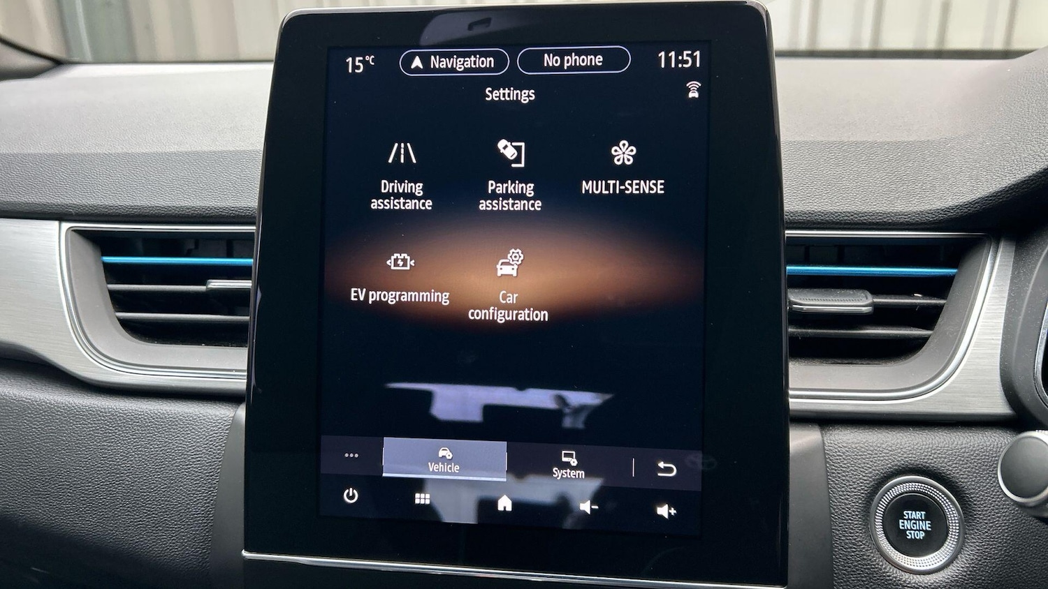 Used Renault Captur for sale - 76538309: Photo 29