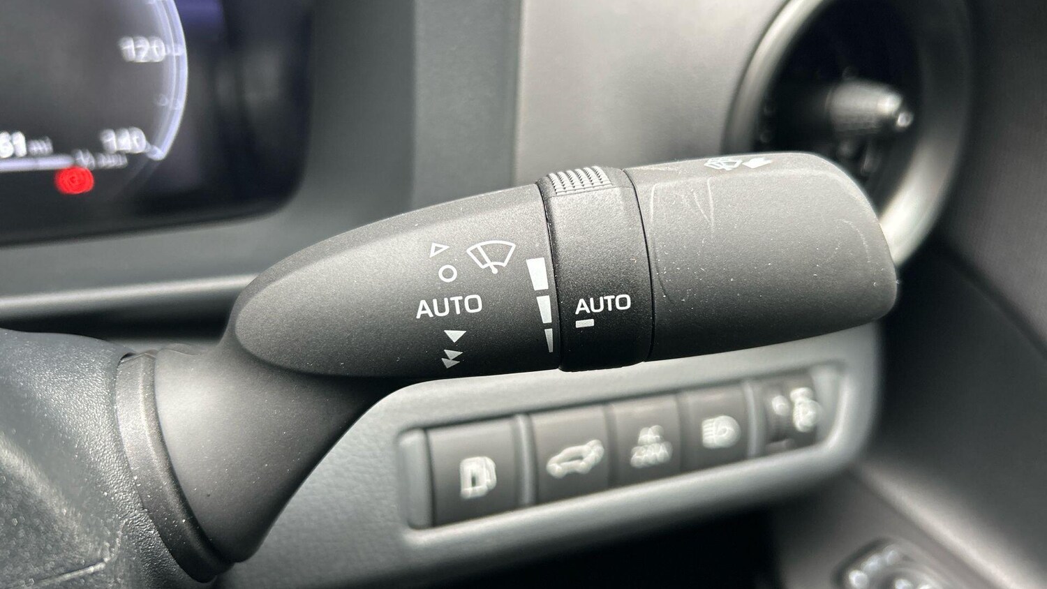 Used Toyota C-HR 2024 for sale - 77838715: Photo 41