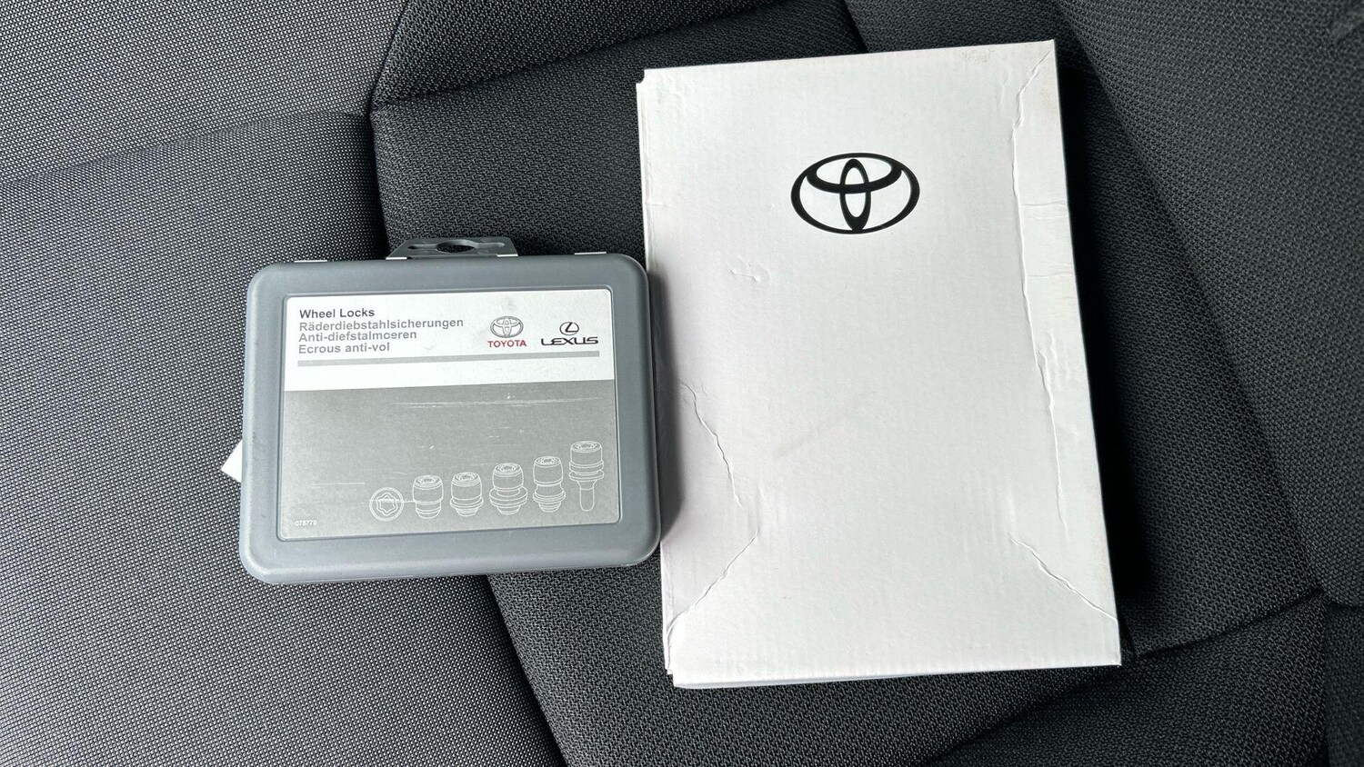 Used Toyota C-HR 2024 for sale - 77838715: Photo 44