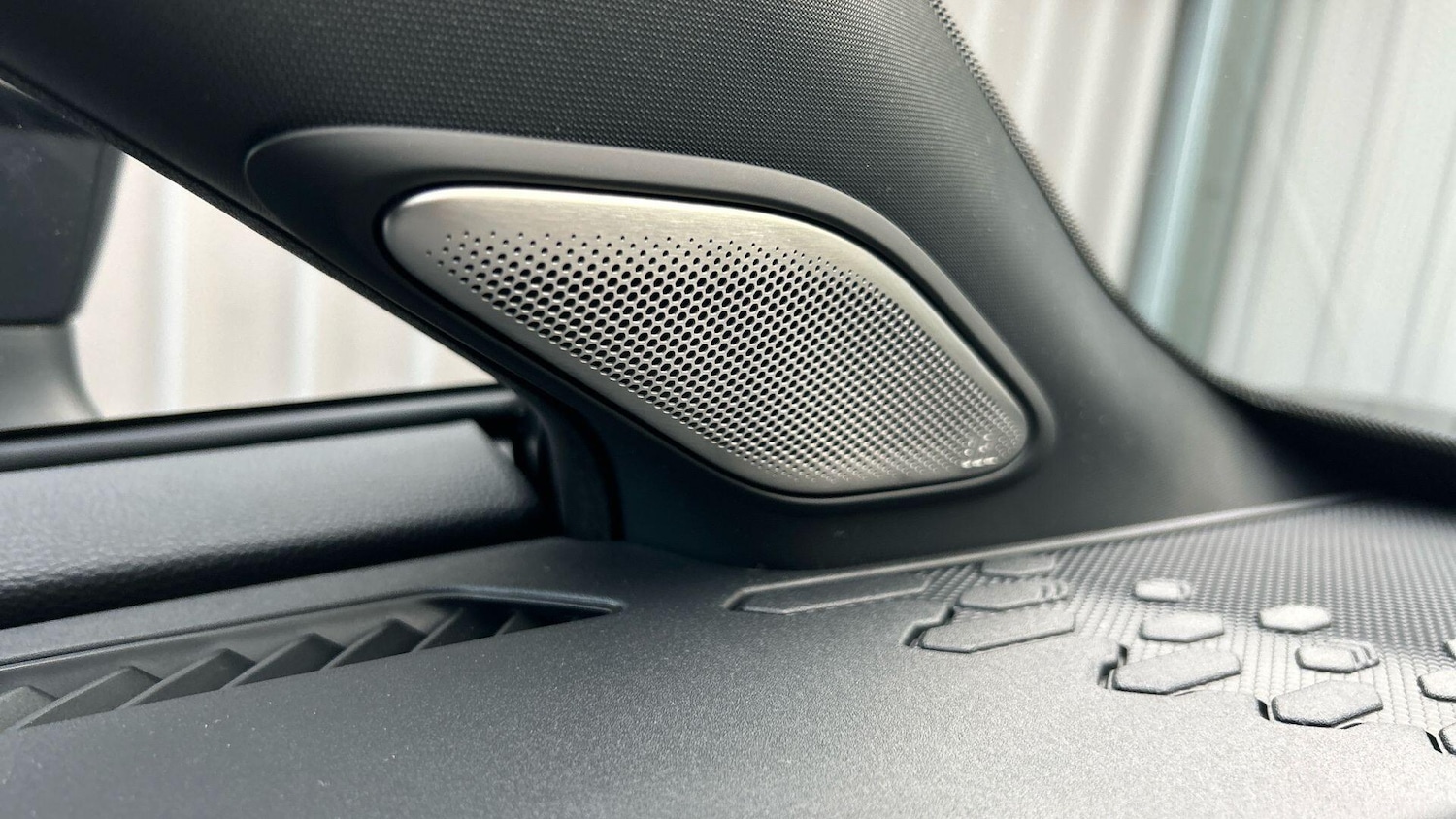 Used Toyota C-HR 2025 for sale - 76562287: Photo 32