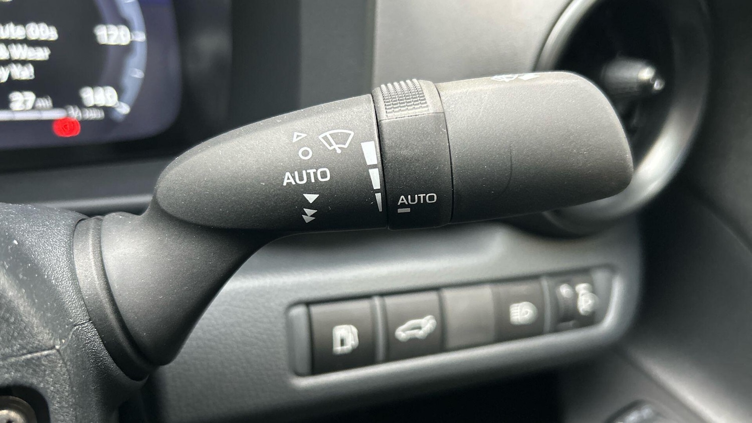 Used Toyota C-HR 2025 for sale - 76562287: Photo 40