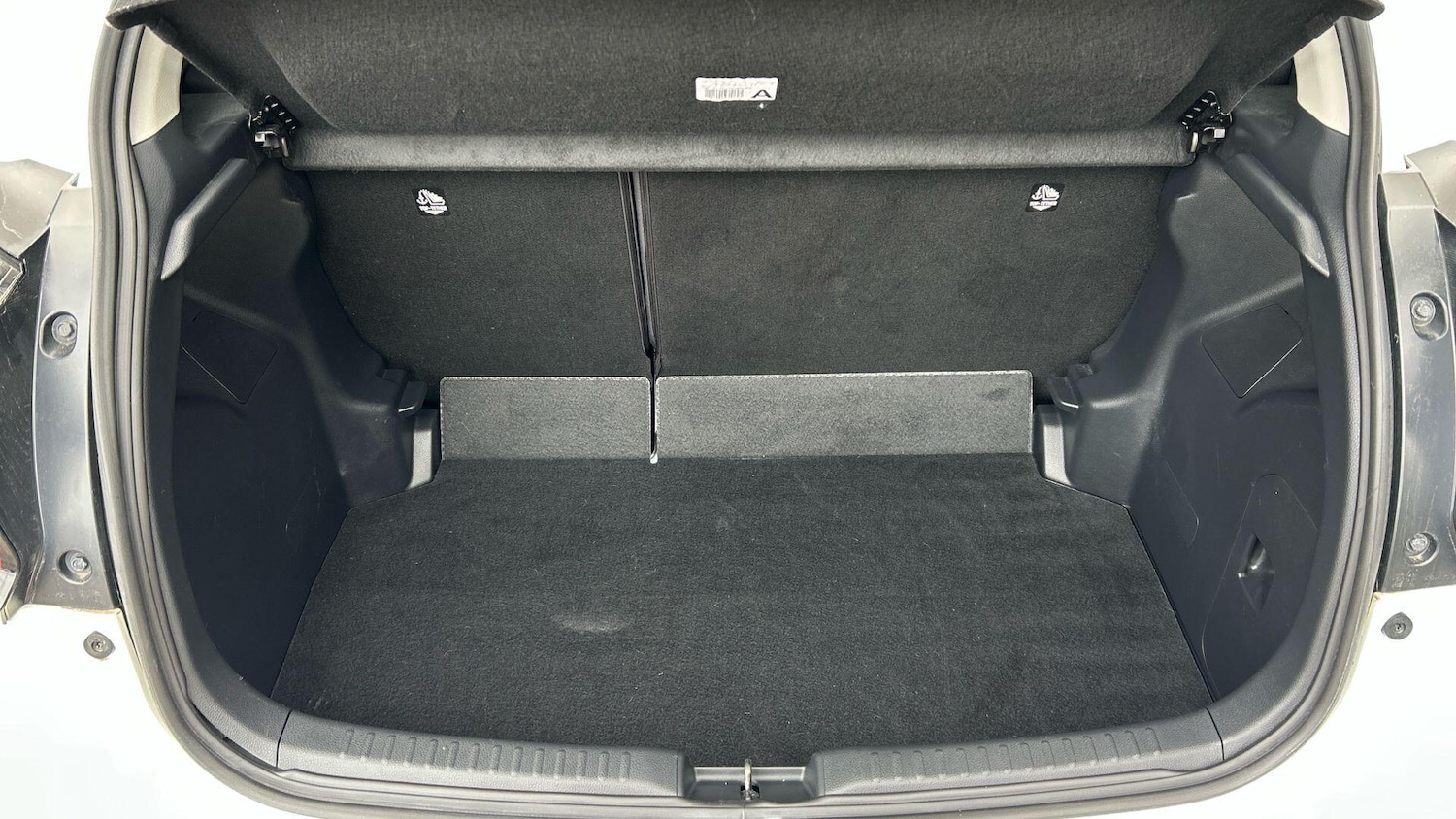 Used Toyota Yaris 2024 for sale - 78101390: Photo 20