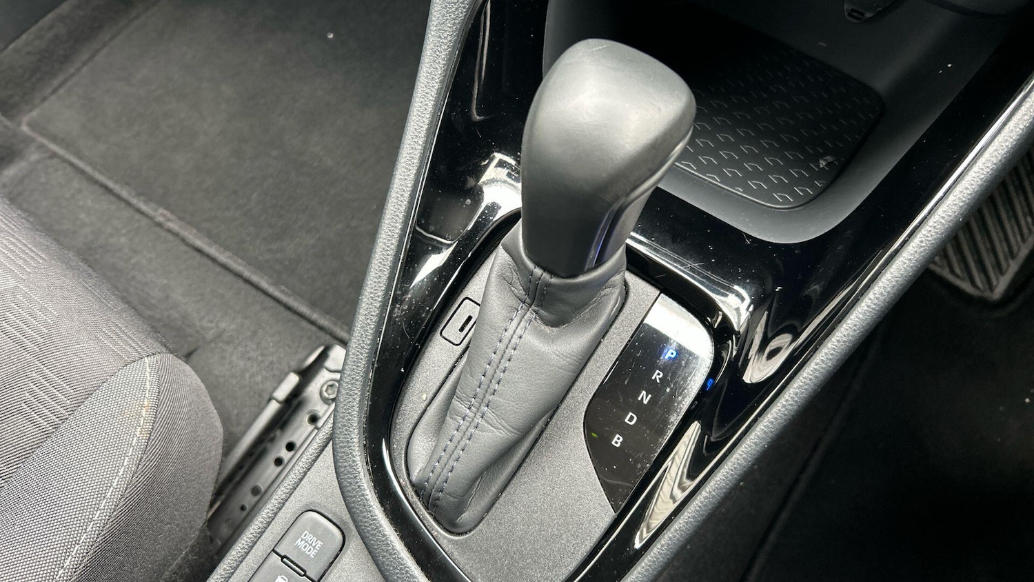 Used Toyota Yaris 2024 for sale - 78101390: Photo 34