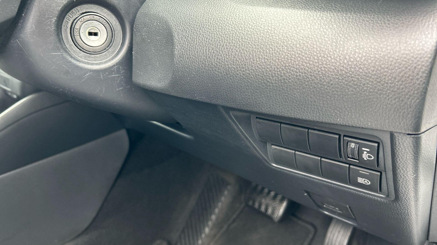 Used Toyota Yaris 2024 for sale - 78101390: Photo 40