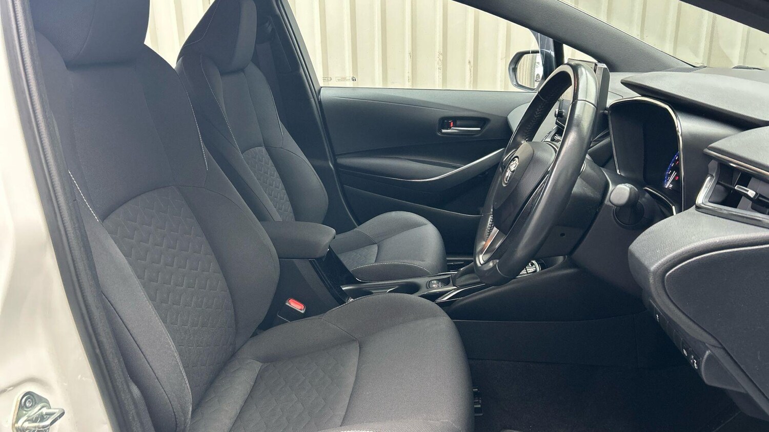 Used Toyota Corolla for sale - 77496488: Photo 15