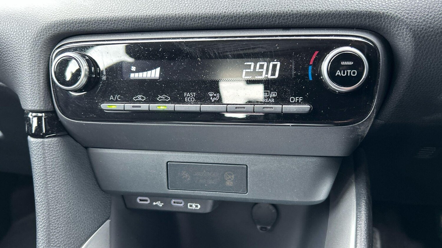 Used Toyota Yaris 2024 for sale - 77574867: Photo 26