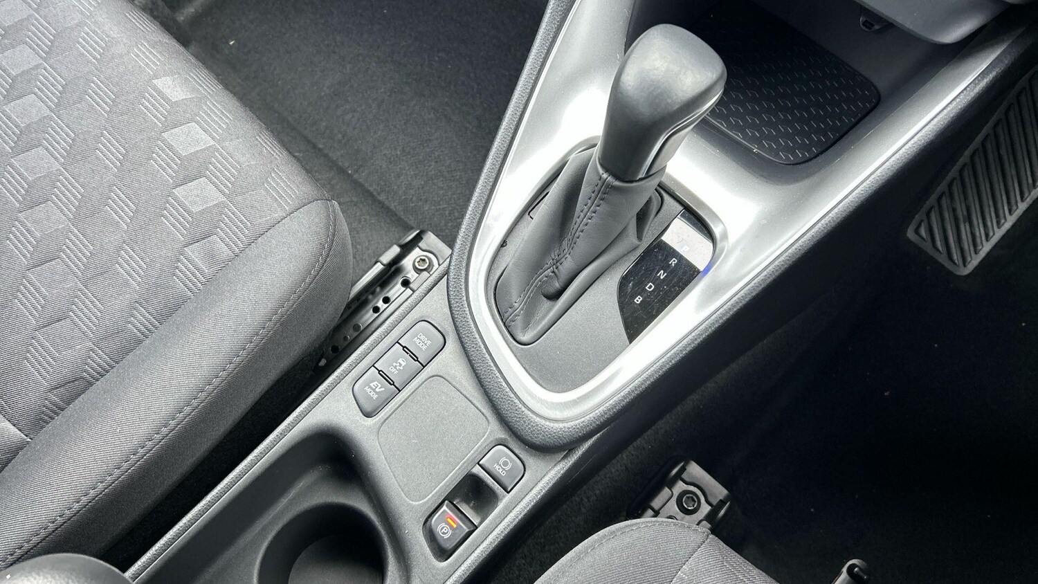 Used Toyota Yaris 2024 for sale - 77574867: Photo 27