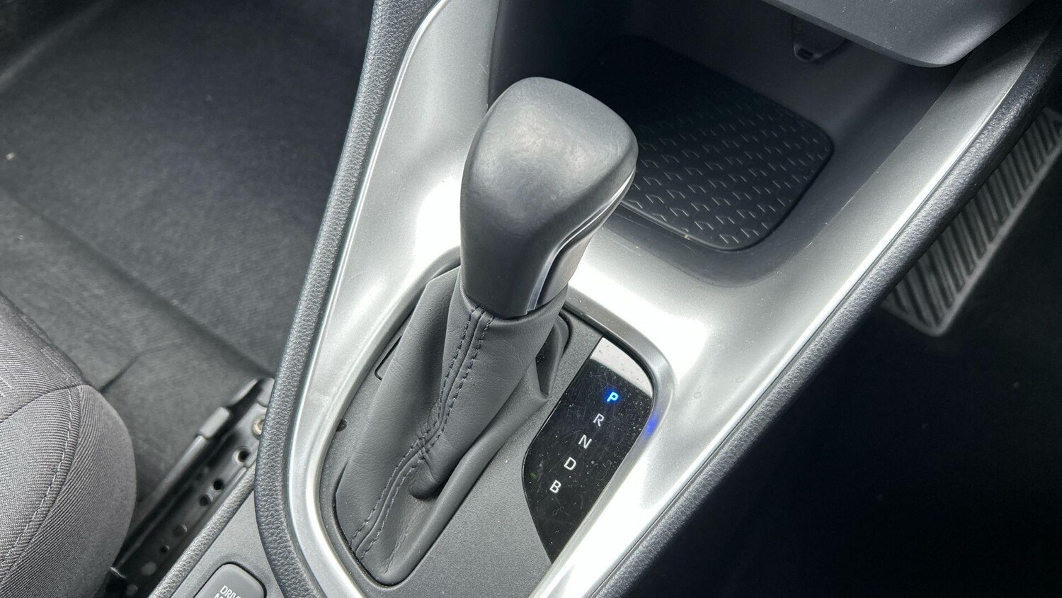 Used Toyota Yaris 2024 for sale - 77574867: Photo 28