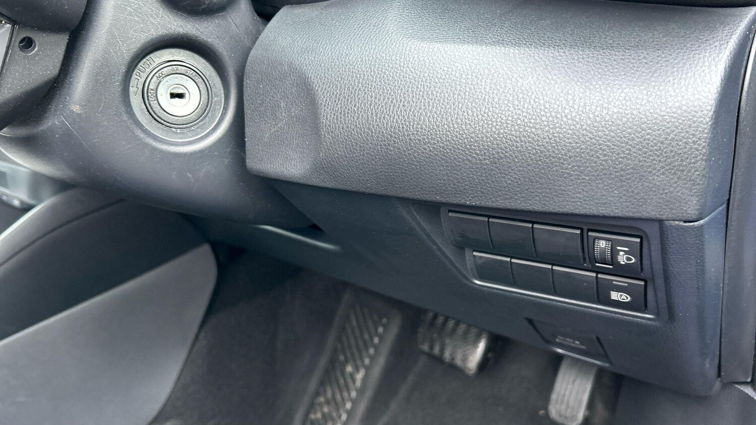 Used Toyota Yaris 2024 for sale - 77574867: Photo 34