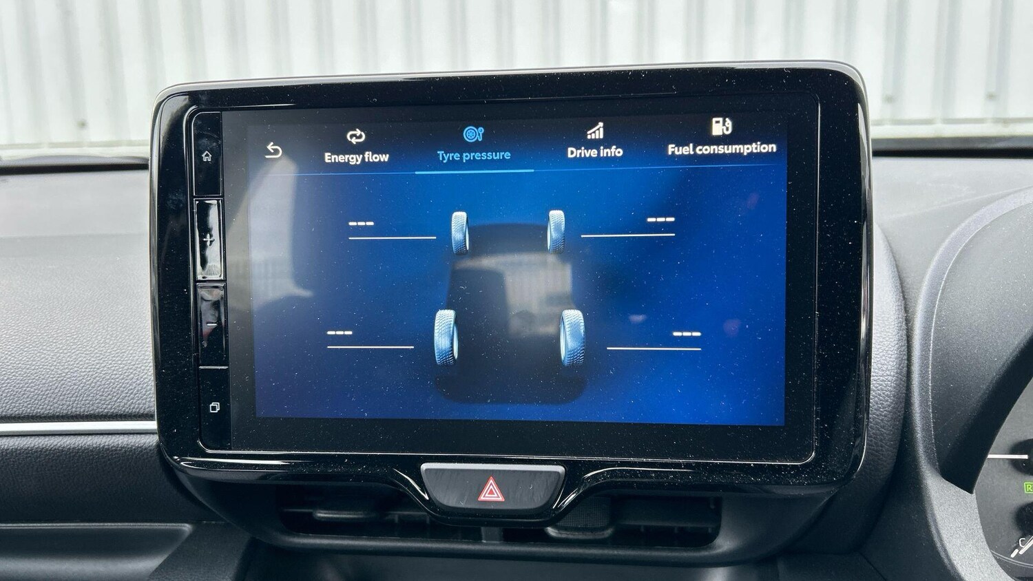 Used Toyota Yaris 2024 for sale - 77574867: Photo 35