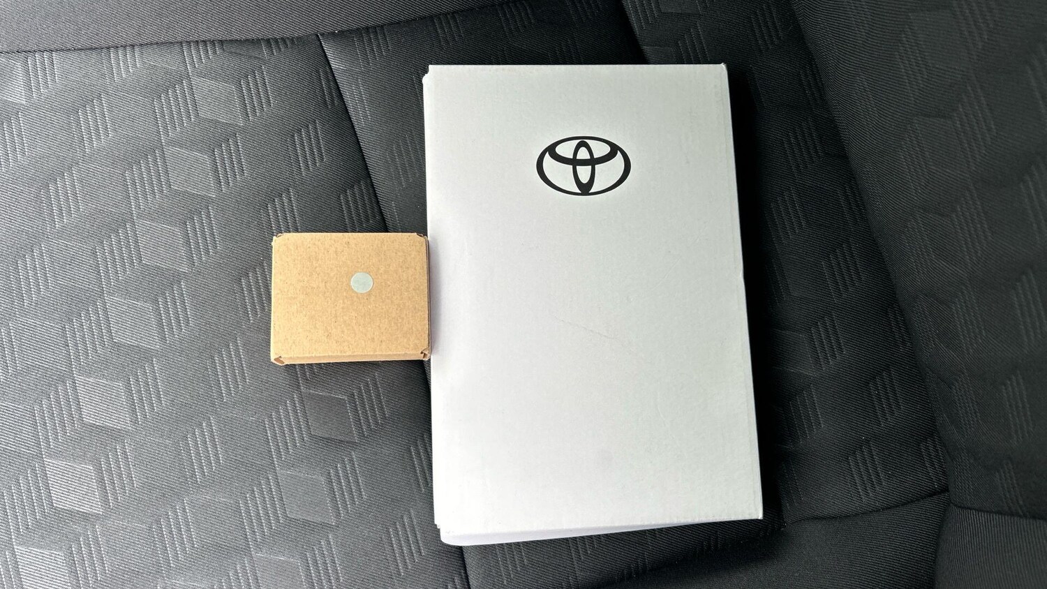 Used Toyota Yaris 2024 for sale - 77574867: Photo 40