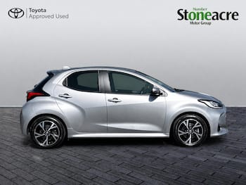 Used Toyota Yaris 2024 for sale - 79766158: Photo