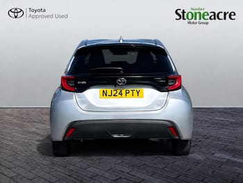 Used Toyota Yaris 2024 for sale - 79766158: Photo