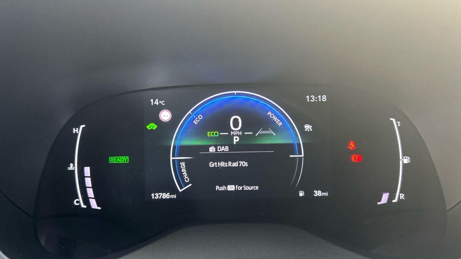 Used Toyota Yaris Cross 2024 for sale - 77939461: Photo 13