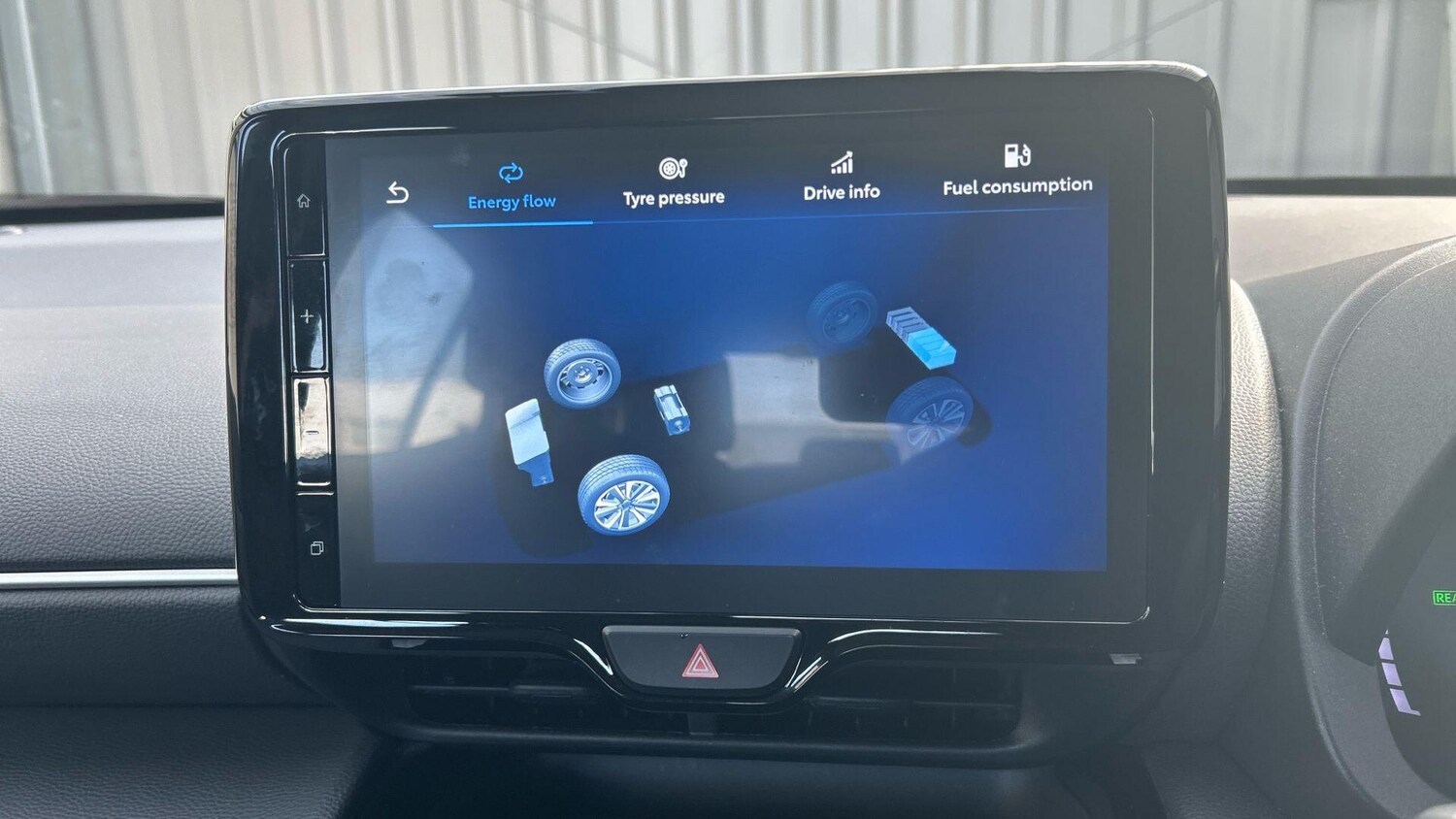 Used Toyota Yaris Cross 2024 for sale - 77939461: Photo 20