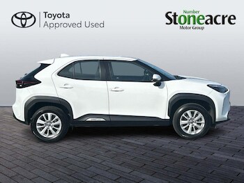 Used Toyota Yaris Cross 2024 for sale - 77939461: Photo