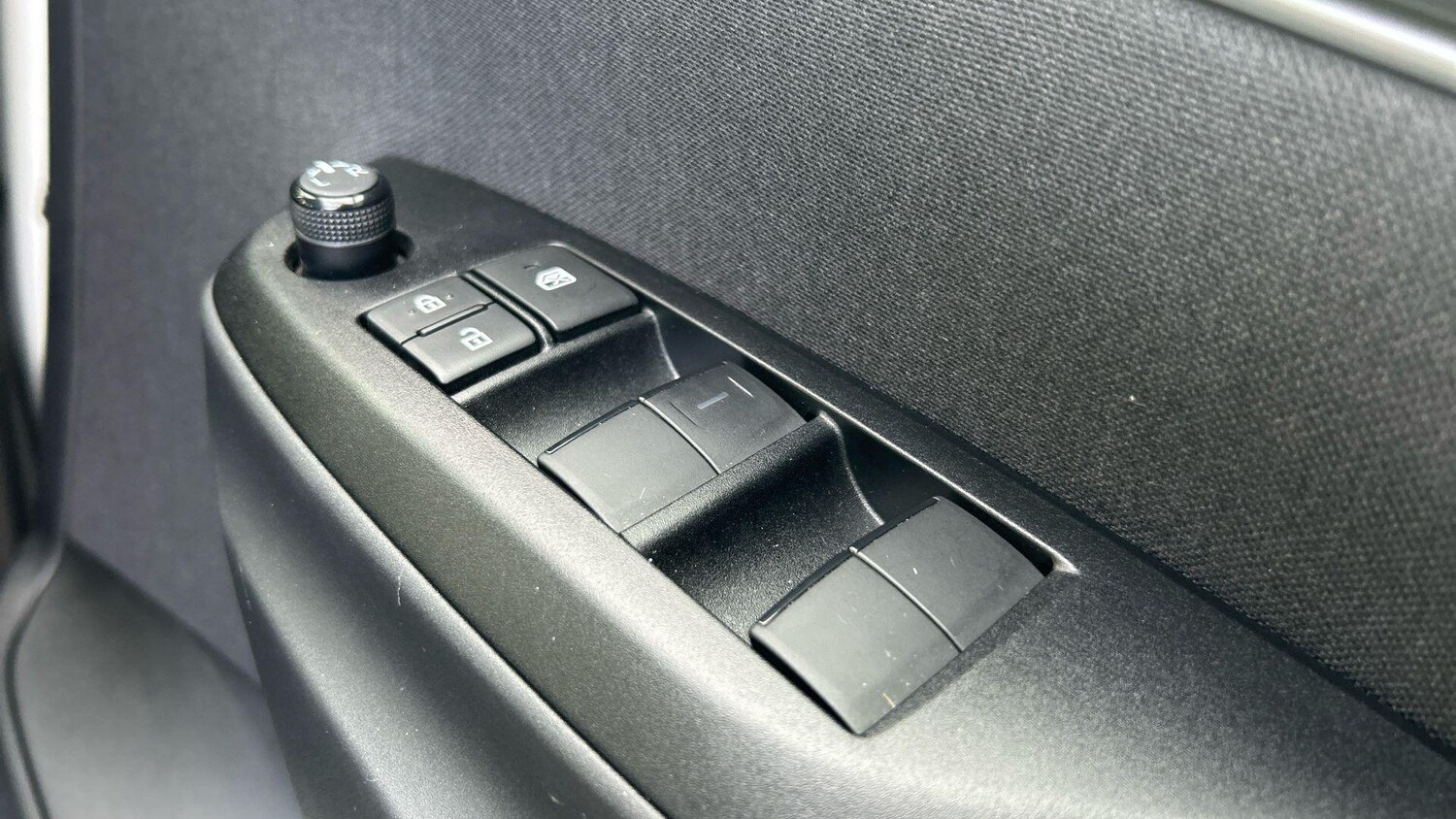 Used Toyota Yaris Cross 2024 for sale - 77939461: Photo 38