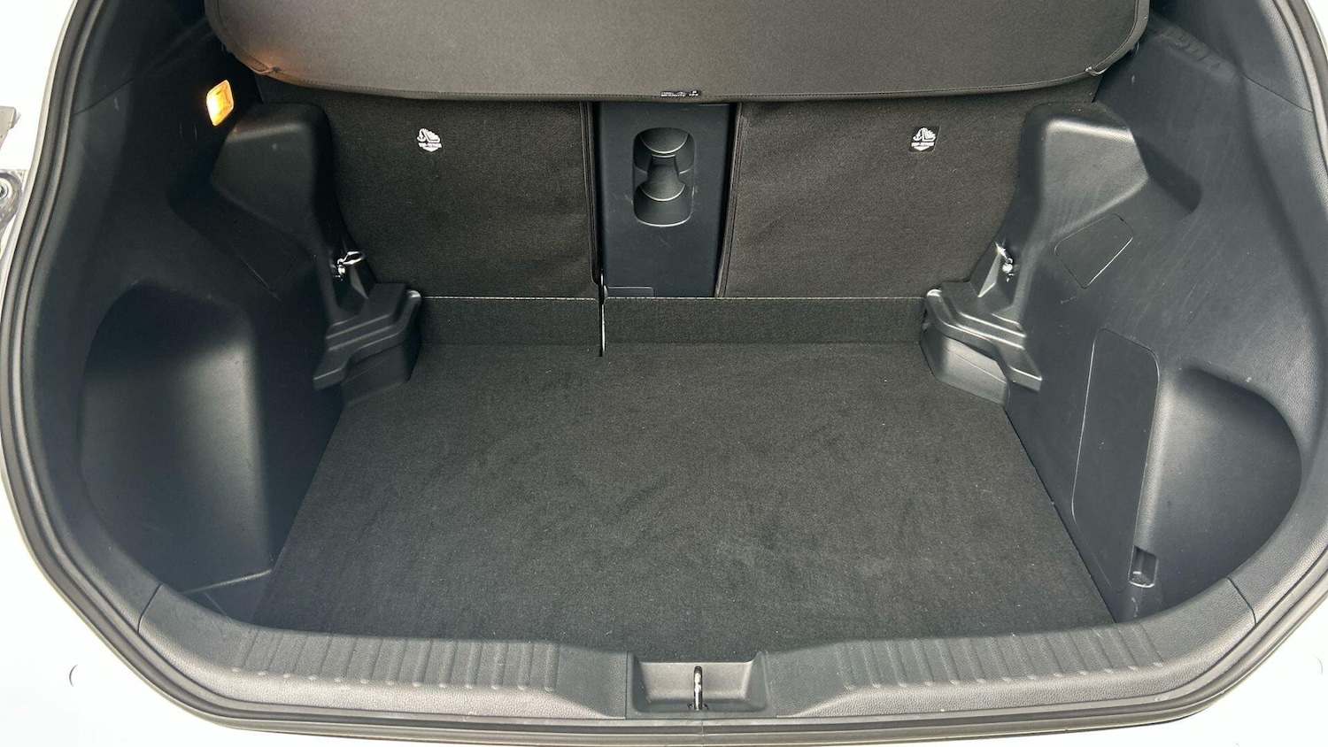 Used Toyota Yaris Cross 2023 for sale - 76166600: Photo 20