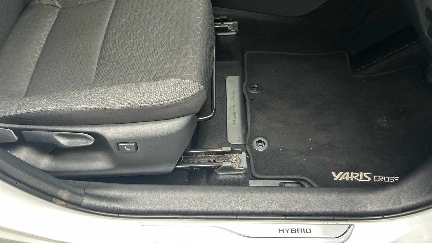 Used Toyota Yaris Cross 2023 for sale - 76166600: Photo 41