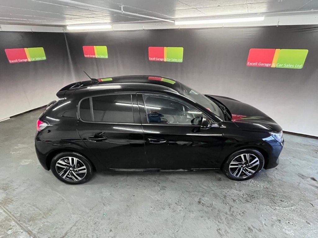 Used Peugeot 208 2021 for sale - 77748308: Photo 2