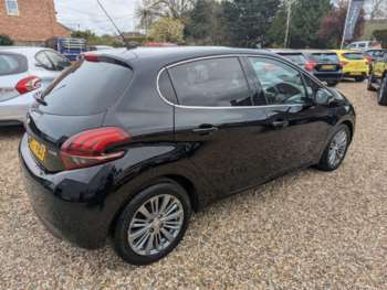 Used Peugeot 208 2017 for sale - 74369464: Photo