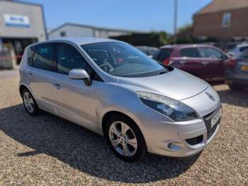 2011 - 1.6 VVT Dynamique TomTom 5dr