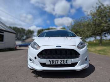 Used Ford Fiesta 2017 for sale - 74785659: Photo
