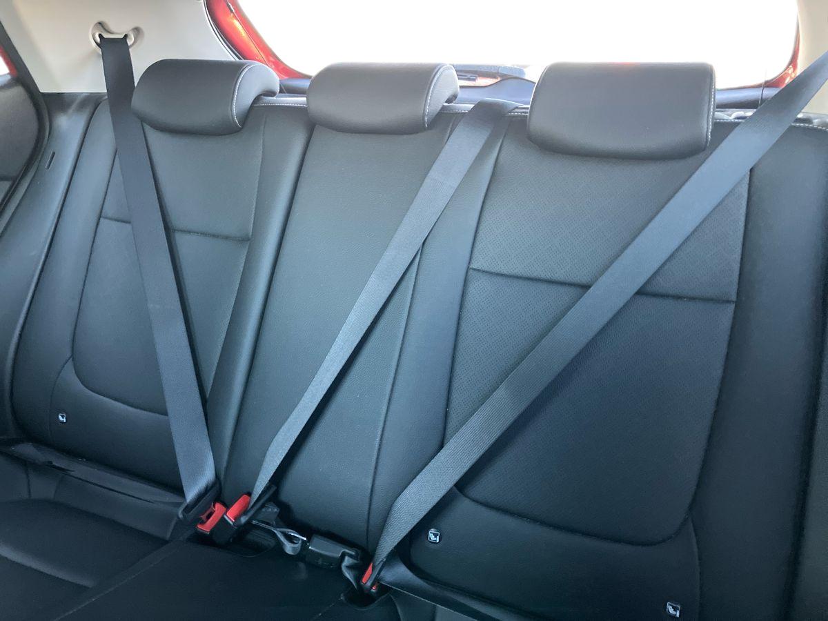 Used Kia Stonic 2018 for sale - 76748594: Photo 20