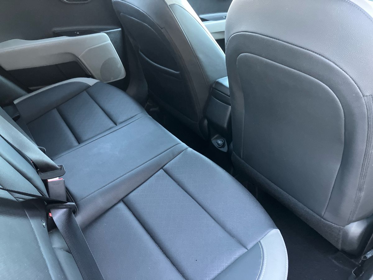 Used Kia Stonic 2018 for sale - 76748594: Photo 29