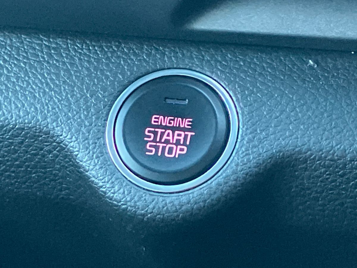 Used Kia Stonic 2018 for sale - 76748594: Photo 35