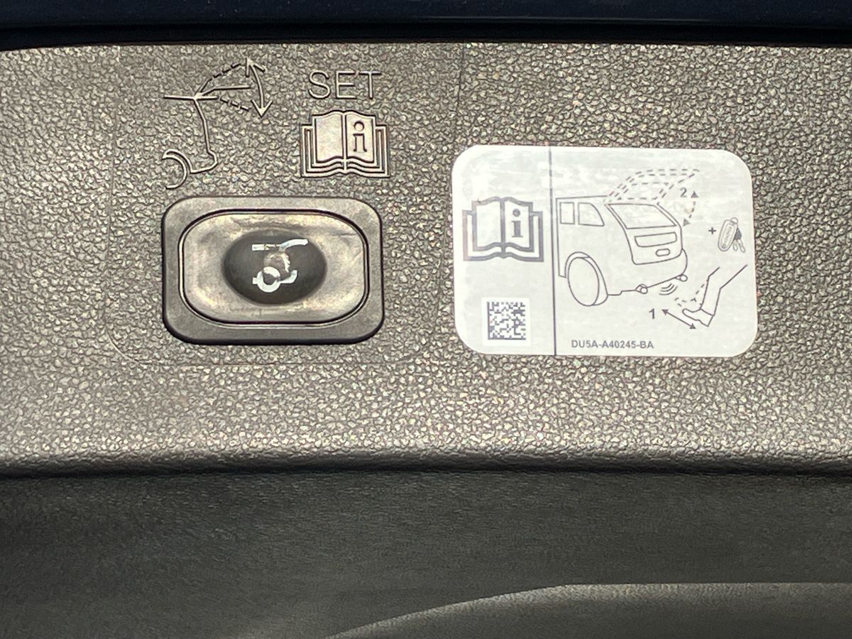 Used Ford Kuga 2018 for sale - 76491239: Photo 31